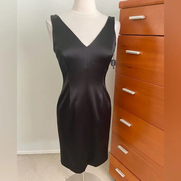NWT Tahari Black Satin-like Cocktail Dress Size 8 Sleeveless Sheath - Picture 1 of 12